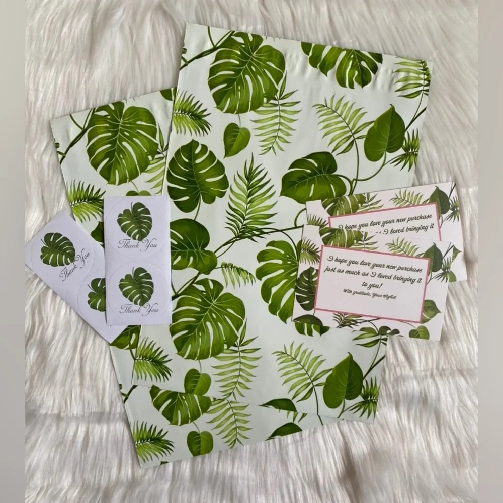 40 10x13 Banana Leaf Poly Mailers + 40 4x6 “Thank You” Cards & 40 2.5” Stickers